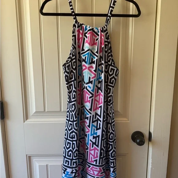 Crown & Ivy Geometric Patterned Dress in Black, Pink, and Blue - Picture 1 of 3